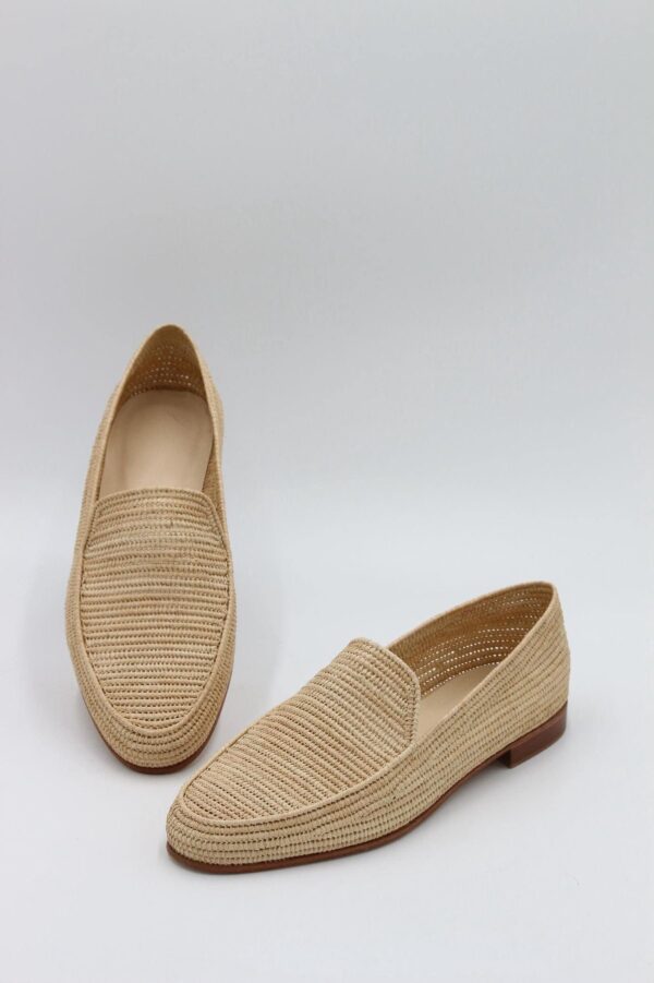 Brogues Beige en Raphia – Élégance Traditionnelle et Charme Naturel - Image 2